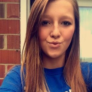 Meet your Posher, Taja